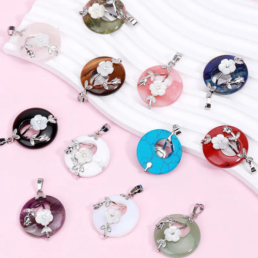 Natural Stone Donut Pendant โ Round Flower & Leaf Design for Reiki Healing & Necklace Making